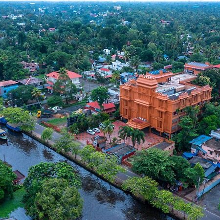 Haveli Backwater Resort Alappuzha Dış mekan fotoğraf