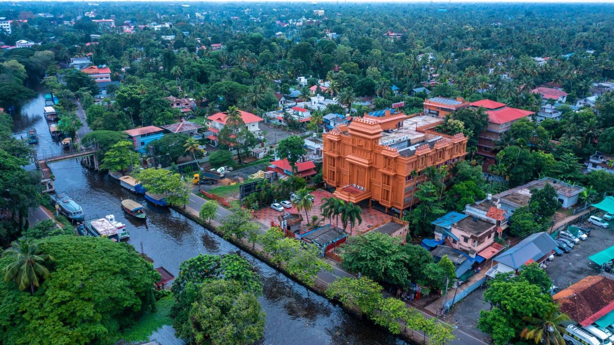 Haveli Backwater Resort Alappuzha Dış mekan fotoğraf