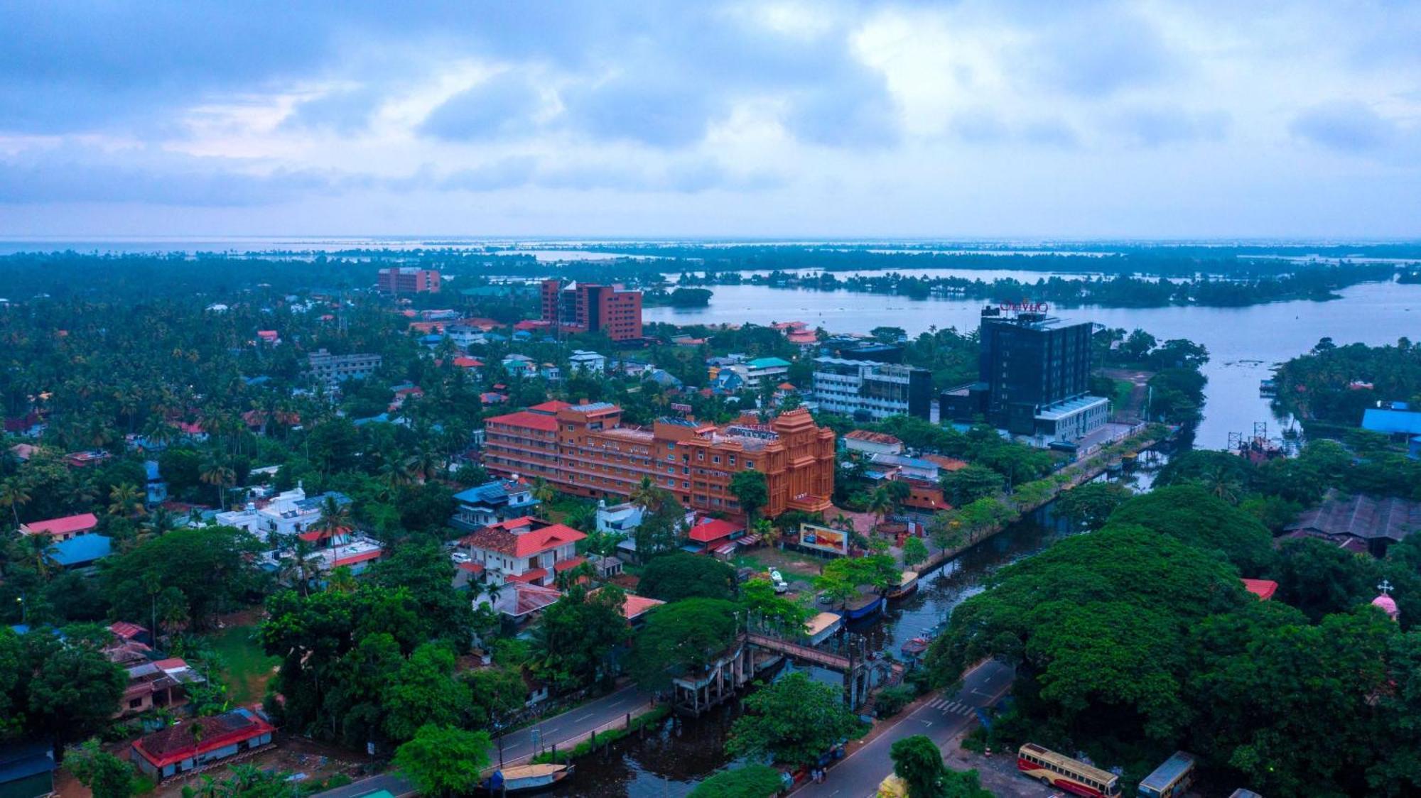 Haveli Backwater Resort Alappuzha Dış mekan fotoğraf